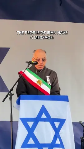 Afshin Payravi, director of the Association of Iranian Human Rights and Allies, and a leader of the opposition to the Iranian regime in Tehran, joined thousands in support of Israel in Trafalgar Square on Sunday.  Payravi, supported by numerous attenders waving the flag of Free Iran among the sea of blue and white Israeli banners, spoke passionately of the potential for close relations between Israel and Iran once the current Iranian regime was overthrown. “We have a choice, a voice and a vision,” he told the crowd. That vision included the rebuilding of friendly relations with Israel and “justice and a lasting solution for the Palestinians… and a new dawn for the region”. He called for “a new Iran and a new Middle East, based on democracy, human rights and peace” — and reminded those present that “we are not the Islamic Republic — we are the Iranian people”.