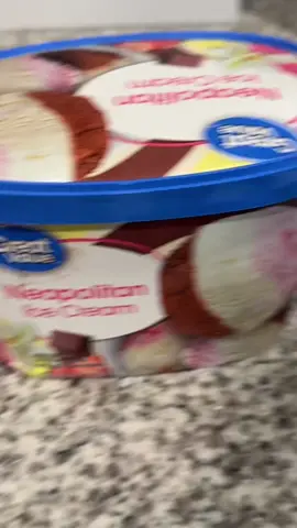 YES, i usually give my son WHAT HE ASKS FOR for breakfast. No different than the #starbucks or #dunkin coffee we drink for breakfast with TONS of sugar. He eventually will eat. I will not be going back and forth with something so silly as this. Everytime i make him food he wont eat it. A FED KID IS A HAPPY KID. #momsontiktok #breakfastideas #fyp #momsbelike 