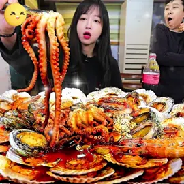 Daewang Teppan Red Seafood Stew😳 Mukbang for 10 people #tzuyang #mukbang  #asmr  #food  #Foodie  #tzuyang85  #tzuyang쯔양  #tzuyangfans  #asmr  #asmrfood  #foodtiktokfood  #eating  #eatingshow  #fypdongggggggg  #delicious  #yummy  #food  #foodchallenge  #foryourpage  #fyp  #fypシ゚viral  #usa_tiktok