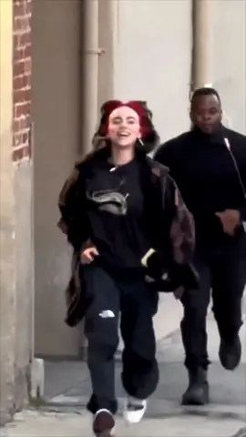 Billie running away from any question about BE3🏃🏻‍♀️🏃🏻‍♀️ #billieeilish #fypシ #foryou #viral 