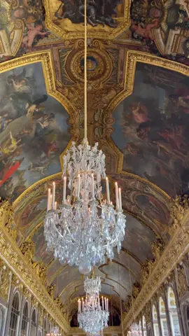 The coquette life of Marie Antoinette at the Palace of Versailles🤍🍰 #marieantoinette #coquette #versaille #palaceofversailles #versaillespalace #coquetteaesthetic #marieantoinetteedit #paris #queen 