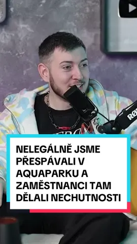 NELEGÁLNĚ JSME PŘESPÁVALI V AQUAPARKU A ZAMĚSTNANCI TAM DĚLALI NECHUTNOSTI 🤢 celý #podcast s Charlie Šrámkem už teď na youtube Hype-Cast