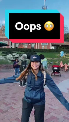 Thank you wind 🌬️ #disney #disneyparks #disneyland #trending 