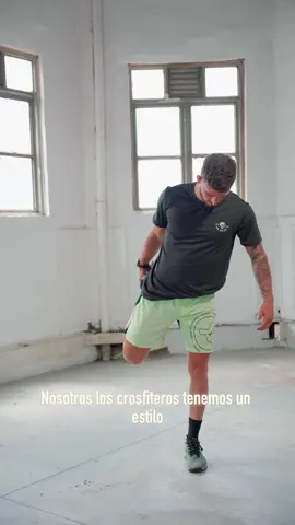 El estilo que acompaña lo que te gusta ⚡️ #crossfitter #deportes #ropadeportiva #ropadehombre 