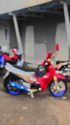 #CapCut yang silver di forsale ya masseh 🥰 #wave125i_ไฟเลี้ยวบังลม #fyp #padahariini #สปีดสโลว์ 