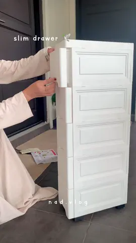 Beli saiz 18cm ke atas, boleh cucun2 tudung. Tgk beg kuning. . . #slimdrawer #plasticdrawers #rumahputehnadxnik #ighometourmalaysia 