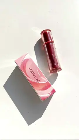 cobain glossy blurred red lips pakai satu product liptint aja 👄 #focallurebeauty #focallurebeautyshow #Prostain #liptint #Proseries 