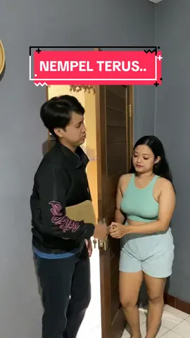 aku pakee ini..suami langsung nempel 😆 . @Ciara Indonesia  #ciaradeodorant #pasutri #suamiistri #fyp #romantis 