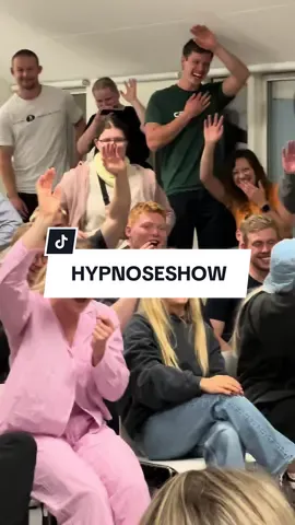 Hypnoseshow på SPH: 3 bud på en statue🗽😅 #højskole #højskoleliv #idrætshøjskole #sportshøjskole #sabbatår #youhavetofeelit #aalborgsportshøjskole 