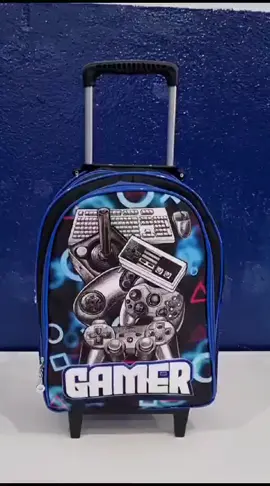 Mochila de Rodinha Infantil Masculina Menino Escolar Gamer- Cabe cadernos e livros grandes, click no link e confere: https://shope.ee/lQVxE6dR
