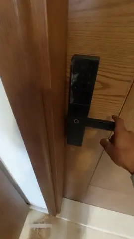 ORVIBO C1 Smart WiFi Door Lock – New Release! Simple, stylish and elegant design door lock for your Smart Home. Fingerprint, Card, Password, Authorized Code/OTP and Spare Keys – 5 ways to unlock the door.#securitysolutions #smartsolutions 