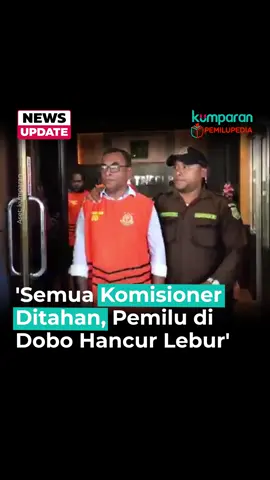 5 Komisioner KPU Kabupaten Kepulauan Aru, Maluku, ditahan sebagai tersangka kasus dugaan korupsi dana hibah Pilkada Aru tahun 2020 senilai Rp 2,8 miliar—sebelumnya tertulis Rp 25 miliar, Rabu (17/1).⁠ ⁠ Mereka yakni Mustafa Darakay selaku Ketua KPU Aru dan empat anggota KPU Aru yaitu Yoseph Sudarso Labok, Kenan Rahalus, Tina Jovita Putnarubun, dan Mohamad Adjir Kadir.⁠ ⁠ Pengacara 5 komisioner itu, Hendrik Lusikooy, menyayangkan penahanan tersebut karena artinya tahapan Pemilu 2024 di Aru akan kandas.⁠ ⁠ 