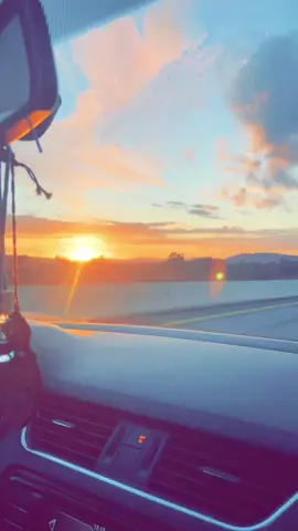 #sunset #coucherdesoleil #autoroute #photography #dz #algeria #tunisia #fyp #med_amir_djebbar #foryou #foryoupage 