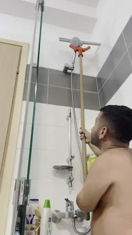 צרות של גמדים😅 #אלעדצפני #אלעדהגמד 