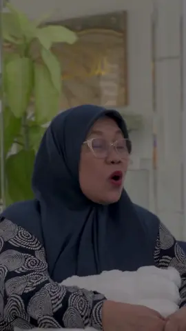 Teruntuk kita yg masih bisa memilih ingin menjadi orang tua yg seperti apa💙