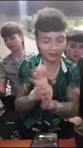 Sao lại thế ạ??? #khabanh #khábángô 