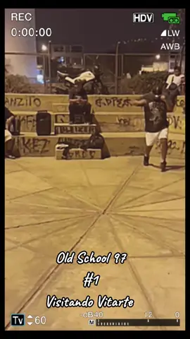 La Vieja Escuela Activados visitando Vitarte #elchombo #llegolacripta #cuentosdelacripta #vitarte #pasosprohibidos #elchombochallenge #bailes90s #generacion90s #playero #dance #reggaetonviejito #reggaetonviejaescuela #aldoranks #paratii #fouryou #viral #comparte #bailandoviejaescuela #peru🇵🇪 #panama🇵🇦 #nicaragua🇳🇮 #ecuador🇪🇨 #guatemala🇬🇹 #elsalvador🇸🇻 #honduras🇭🇳 #mexico🇲🇽 #rapreggae #regueton90s 