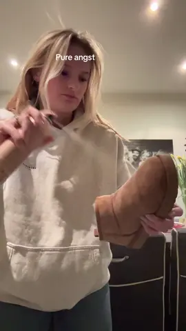 Weg vlek 😗👋🏼 #fy #vj #viral #trending #uggs 