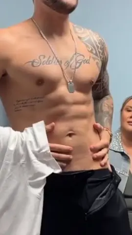 Holaaaa! ❤️ ¿Qué hacen? 👀 #nicolaporcella #team #jueves #juevesdetiktok 