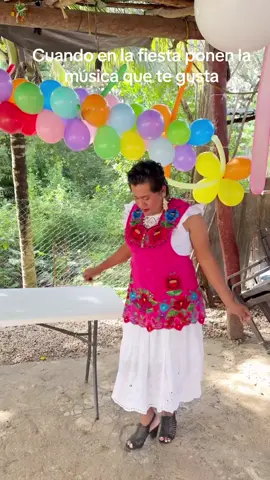 Cuando en la fiesta ponen la musica que te gusta 