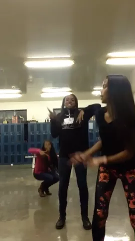 #HitThaWhip  😂 @myka7 @keairahjj 