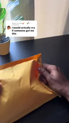 Replying to @edits🎸✨️🎤 link in bio♥️🌕✨ #fyp #giftideas #moon #moonlamp 