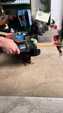 Thân máy mài pin hukan HM21 -AG7200BL có tự ngắt khi vỡ đá#maymai #maymaigoc #hukan#maymaipin #cokhi #nhomkinh #khoanpin 