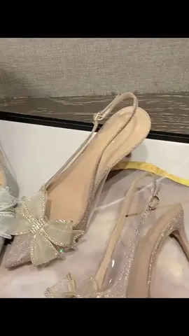 Giày cao gót kim tuyến nơ viền đá#giaycaogot #Còi_luxury #giaysandal #giaynu #sandal #hottrend #xh2024 