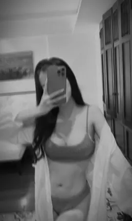 “ Người thương em thì luôn sợ em không đủ. Kẻ không yêu thì lại nghĩ em đòi hỏi quá nhiều “ 🫣