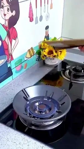 Suitable for all the size , wind proof ,save energy #fyp #foryou #tiktokmalaysia #goodthing #household #KitchenHacks#gasstovecover#windproofstovecover#stainlessirongasstove#energysavergasstovecover#practical 