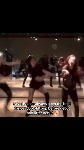 The best dancer duo🔥 #rosé #lisa #chaelisa #blackpink #dance #synchornized #letthisblowup #fypagetiktok #duo #viral #fyp #fy 
