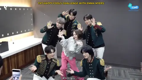 Emma Myers with 5 handsome brothers😭 Just imagine you're Emma Myers🥺😭 #emmamyers #soobin #yeonjun #beomgyu #taehyun #hueningkai #txt #tomorrow_x_together #kpopfyp #kpop #fypシ #fyp 