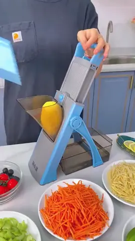 Ralador Fatiador Cortador De Legumes Frutas Multifuncional Brava Spring Slicer Curta e peça seu link? Comentando eu “QUERO” O link está na bio e nos stories @passeiecomprei  #achadinhosdashopee #achadinhos #utenciliosdecozinha #raladordelegumes