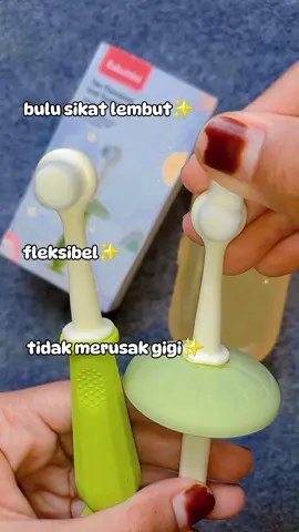 gak bikin gusi sakit atau luka nih moms #sikatgigianak #sikatgigibayi  #sikatgigilembut #sikatgigisakumini #toothbrush #masukberanda #fyp #xypbca 