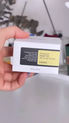 Çok meşhur olan salyangoz 🐌 özlü kremi denedimm #reklam #cosrx #snail #snailcream #snail92 