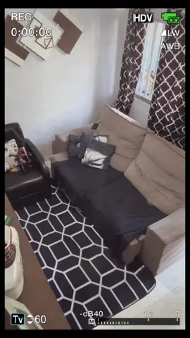 Ele levou a amiga bêbada pra casa e olha o que Aconteceu 😱  #camerasdesegurancaresidencial #camerasescondidas #histórias #cameradeseguranca #cenas 