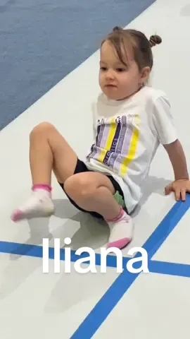 @wow_family_circus_life  #acro #acrokids #acrobatics 