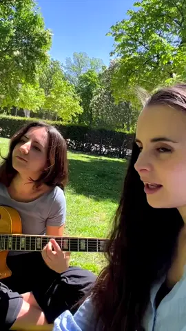 @Andrea Motis with her sister Carla Motis 