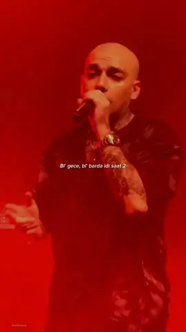 Nerdesin 🥺 📷: @_ventiquattro  #ezhel06 #ezhel #türkçerap #turkcerap #rap 