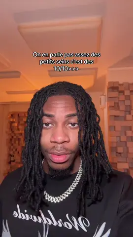 >>>