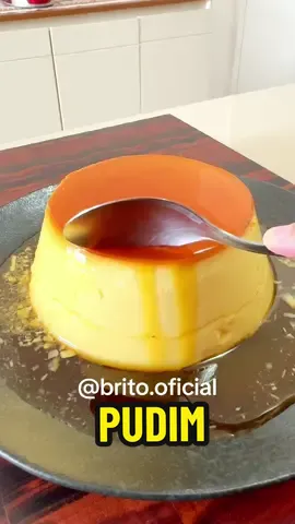 Quer aprender a fazer esse pudim?  corre no meu instagram @brito.oficial  veja meus stories e entre no meu canal de receitas 👊🏻🔥🔥 . . . . . . Audio do meu brother @JHÉRODY O LOCUTOR EXTOURADO 🔥🔥🔥 #britooficial #pudim #receitas 