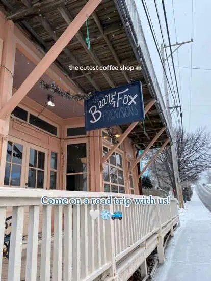 So happy to be up here!!🥹🥰 #roadtrips #upstateny #woodstock #snowday #wintertrip #photoslides #thrifting @Frank’s professional detailing 
