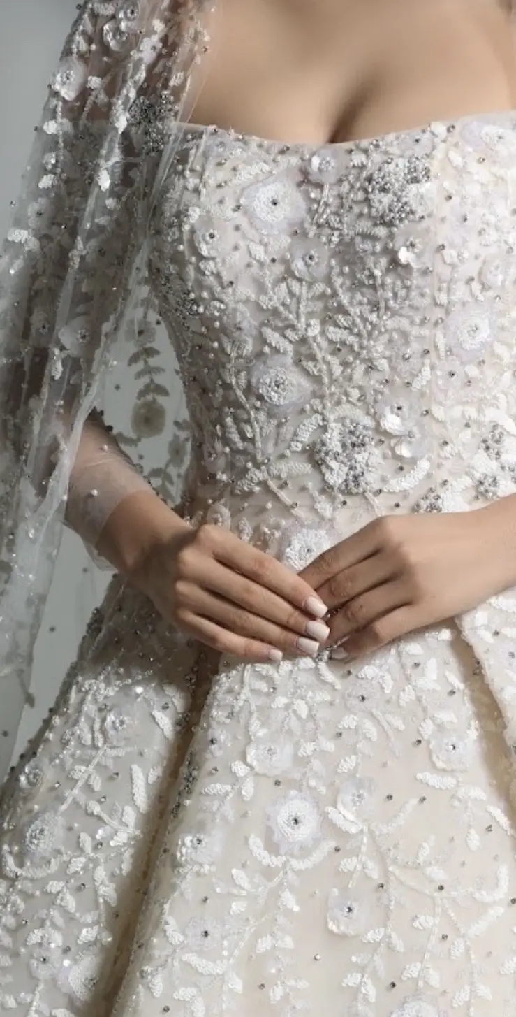 نفصل حسب الطلب #فستان_عروس #مصممه #ترند_تيك_توك #دارالهنوف 