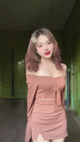 အချစ်ခံချင်တယ်🥺❤️‍🩹