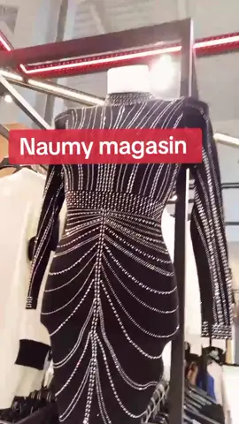 chez magasin naumy#explore #favorite #trend #fyp #outfits #pourtoi #mode#style#Conseilspourleshoppingenligne #france#paris@Naumy @Levi’s 