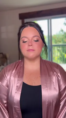 Bridesmaid beauty ✨ . . . #barriemakeupartist #makeupbymairah #makeuptutorial #makeupaddict #makeuplook #newmarketmakeupartist #muskokaweddings #barriesmallbusiness #makeuptransformation #2024wedding #simcoecounty #northernontario #muskokalakes #bridalmakeupartist #barriebrides #barrieweddings