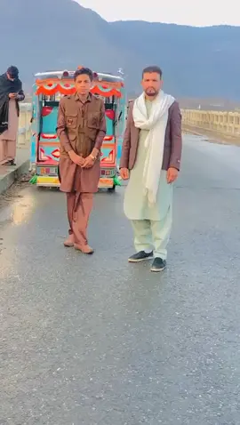 manam che malangan u kho bekara khalak na u Sufyankhanroghani @😎Mr. S🔥k خان❤️ 