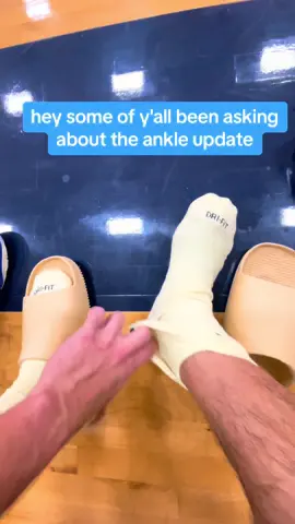 *Bruised sprained ankle warning* Healing up nicely and held up for 4 games! Ended early today to save some for a Sunday night run! #sprain #sprainedankle #anklebreaker #sneaker #sneakers #kicks #sneakerhead #basketball #ankleinjury #kicks #pt 