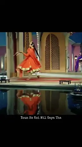 Chalte Chalte#pakeeza#classic#oldisgold#indian #old#viral#fyp #fypシ゚viral #foryoupage #fypage #fyppppppppppppppppppppppp #unfrezzmyaccount #soha_a_khan 