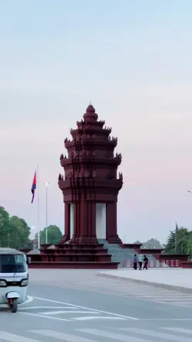 #បាត់ដំបងបណ្តូលចិត្ត #ខេត្តបាត់ដំបង #វិមានឯករាជ្យ #ដងស្ទឹងសង្កែ #ស្ទឹងសង្កែ 